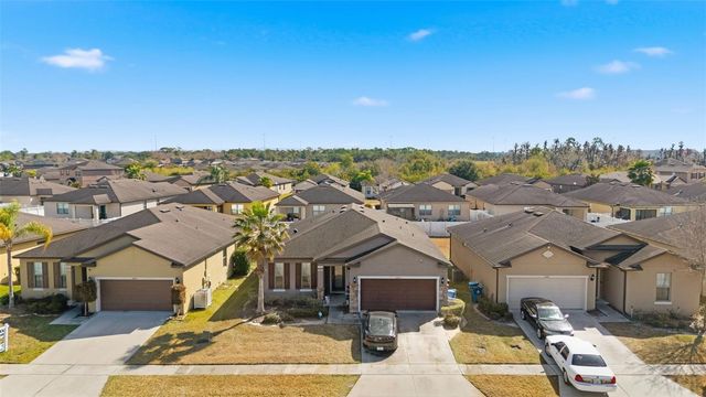 8853 HINSDALE HEIGHTS DRIVE, Polk City, FL 33868