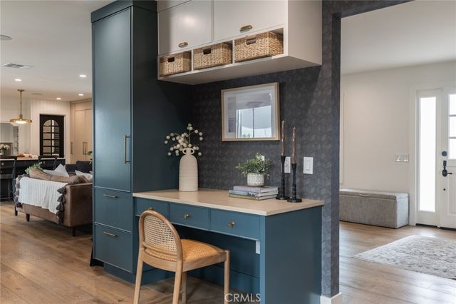 14171 Uxbridge, Westminster, CA 92683