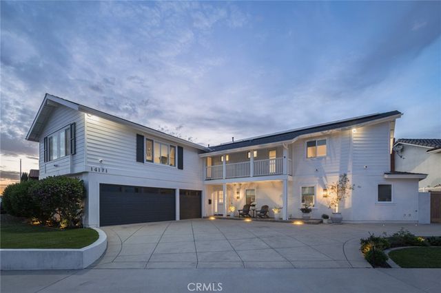 14171 Uxbridge, Westminster, CA 92683