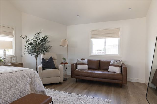 14171 Uxbridge, Westminster, CA 92683