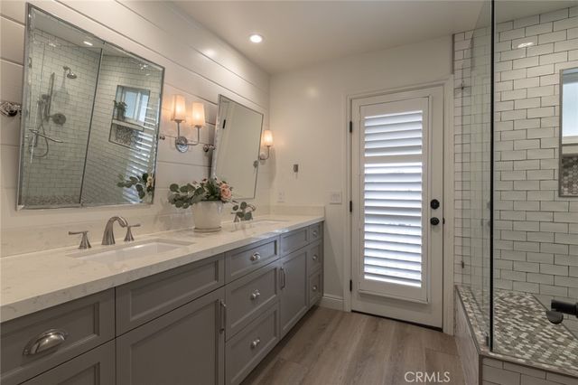 14171 Uxbridge, Westminster, CA 92683