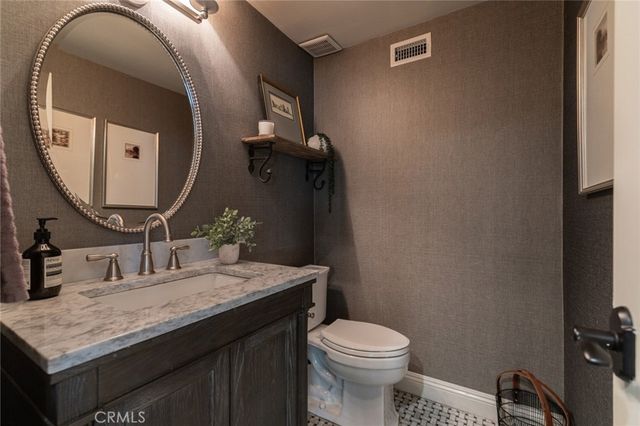 14171 Uxbridge, Westminster, CA 92683