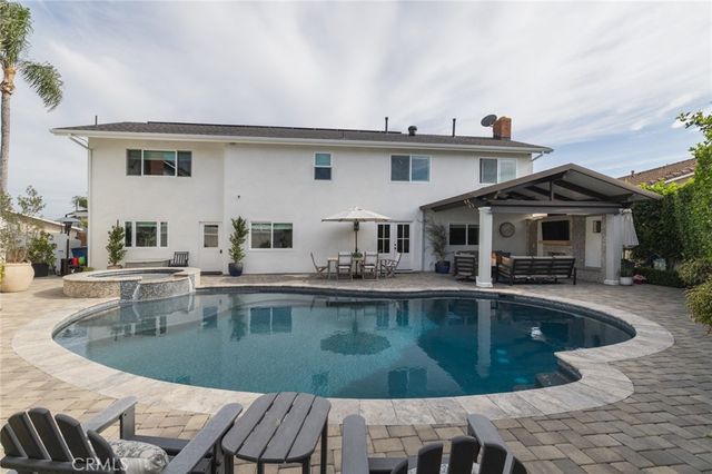 14171 Uxbridge, Westminster, CA 92683