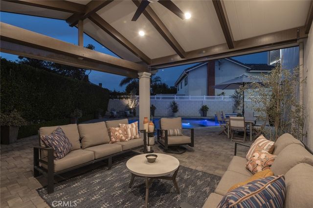 14171 Uxbridge, Westminster, CA 92683