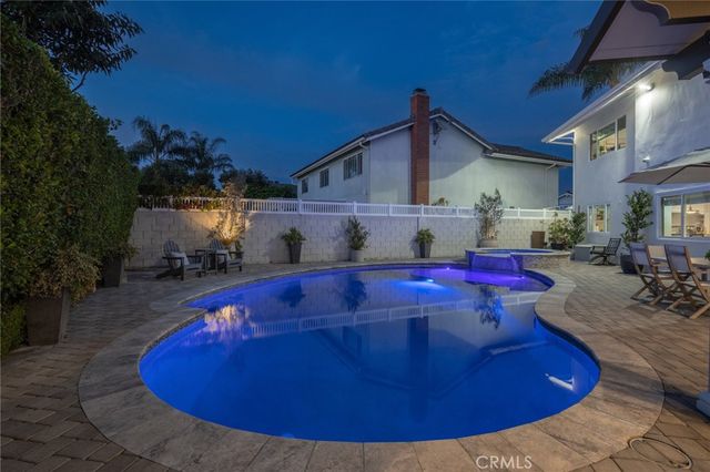 14171 Uxbridge, Westminster, CA 92683