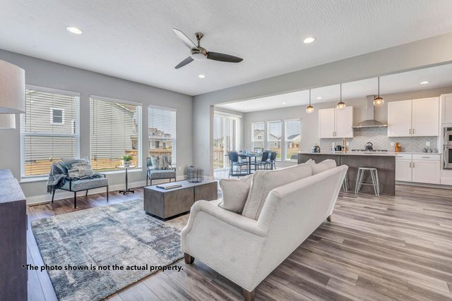 62 Banyan Drive, Lewis Center, OH 43035