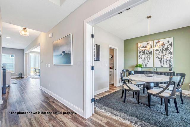 62 Banyan Drive, Lewis Center, OH 43035