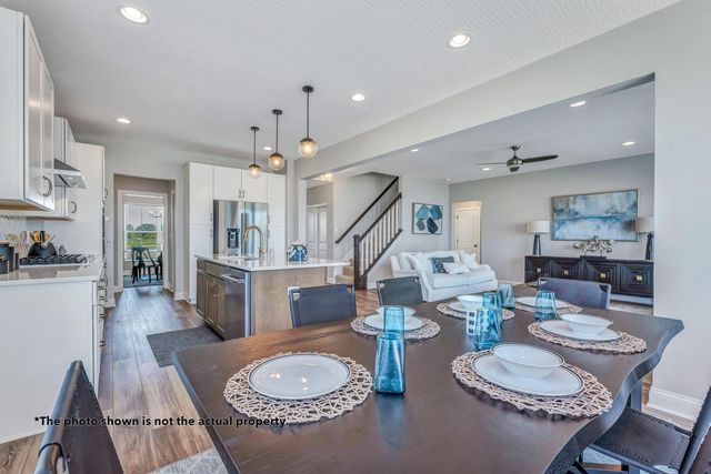 62 Banyan Drive, Lewis Center, OH 43035