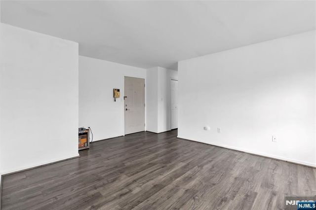 144 70th Street 2A, West New York, NJ 07093