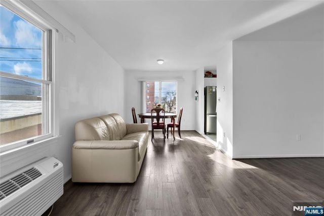 144 70th Street 2A, West New York, NJ 07093