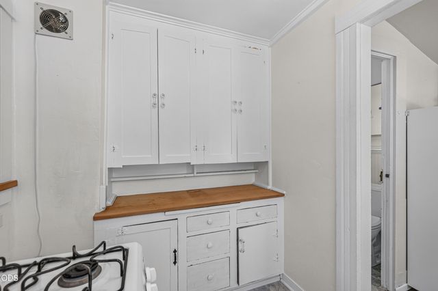 161 Fourth Street, Ashland, OR 97520