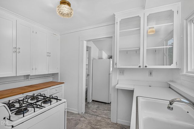 161 Fourth Street, Ashland, OR 97520