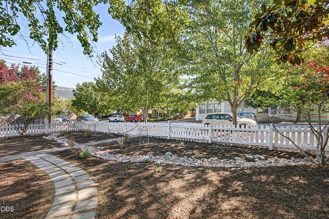161 Fourth Street, Ashland, OR 97520