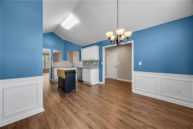 1087 Sham Pointe Drive, Lawrenceville, GA 30043