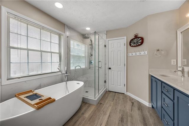 1087 Sham Pointe Drive, Lawrenceville, GA 30043