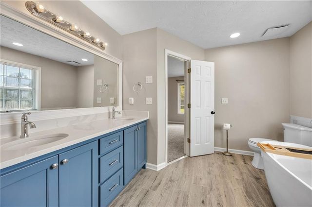 1087 Sham Pointe Drive, Lawrenceville, GA 30043