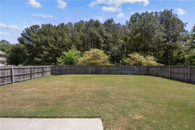 1087 Sham Pointe Drive, Lawrenceville, GA 30043