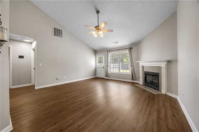 1087 Sham Pointe Drive, Lawrenceville, GA 30043