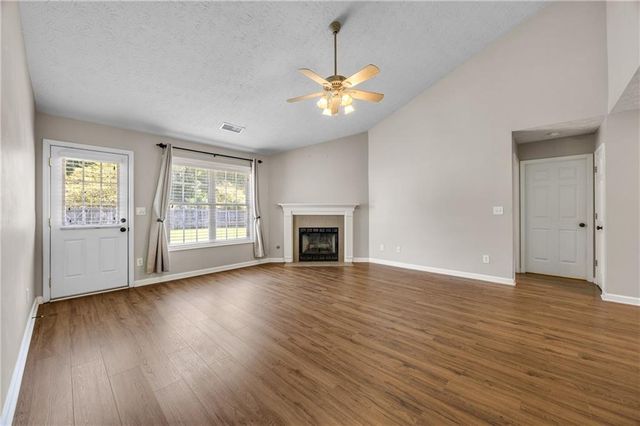 1087 Sham Pointe Drive, Lawrenceville, GA 30043