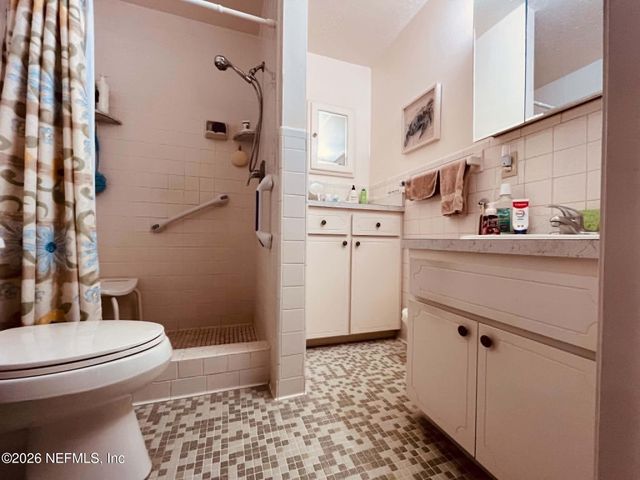 6234 SMALLWOOD Road, Jacksonville, FL 32216