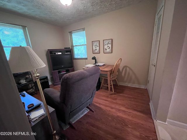 6234 SMALLWOOD Road, Jacksonville, FL 32216