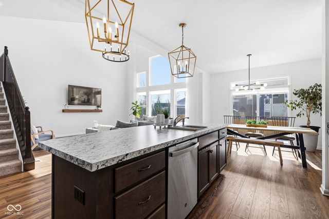 1323 Graham Court, Greenfield, IN 46140