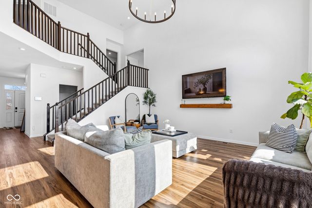 1323 Graham Court, Greenfield, IN 46140