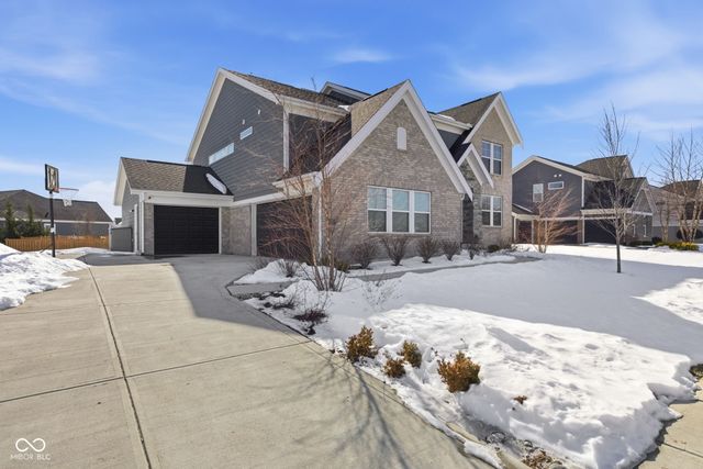 1323 Graham Court, Greenfield, IN 46140