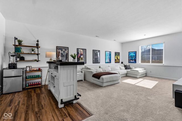 1323 Graham Court, Greenfield, IN 46140