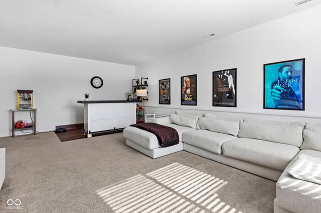 1323 Graham Court, Greenfield, IN 46140