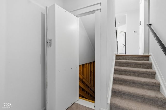 1323 Graham Court, Greenfield, IN 46140