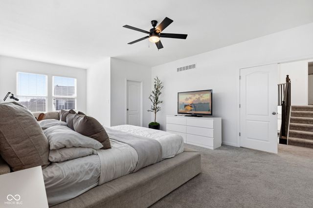 1323 Graham Court, Greenfield, IN 46140