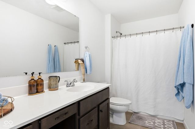 1323 Graham Court, Greenfield, IN 46140