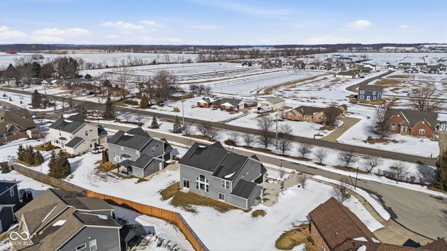 1323 Graham Court, Greenfield, IN 46140