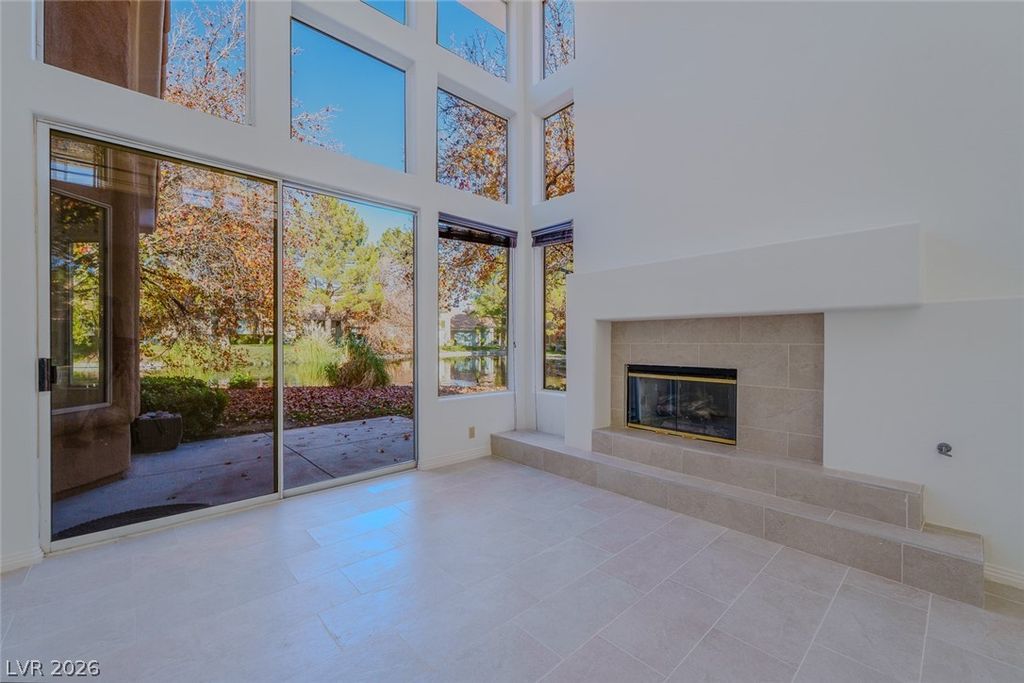 4957 Crooked Stick Way, Las Vegas, NV 89113 — photo 4