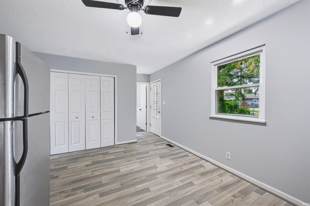 7601 E Gum Street, Evansville, IN 47715