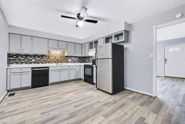 7601 E Gum Street, Evansville, IN 47715