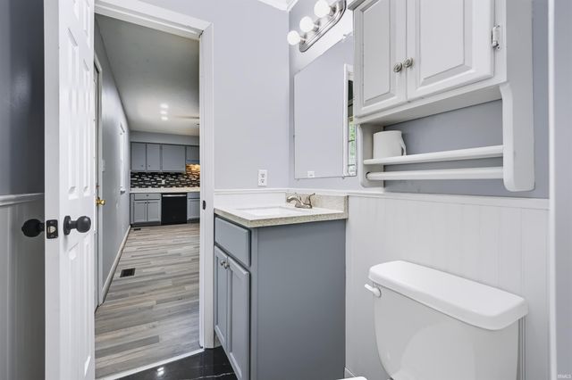 7601 E Gum Street, Evansville, IN 47715