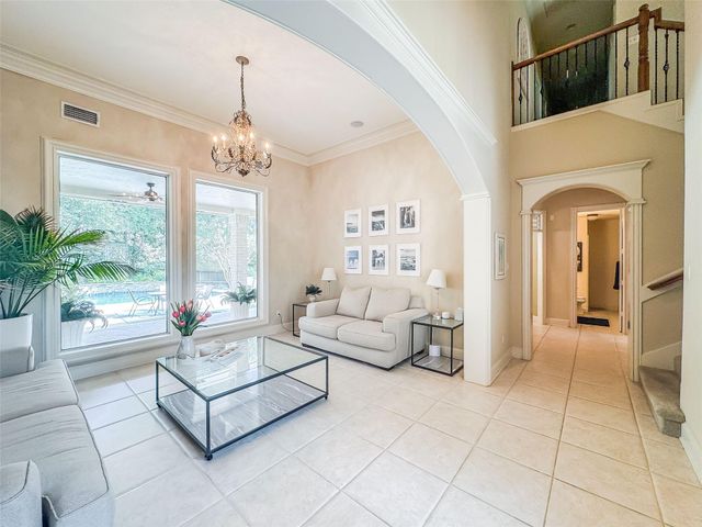 38 E Thymewood Place, The Woodlands, TX 77382