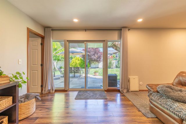 501 E PARKER Dr, Colbert, WA 99005