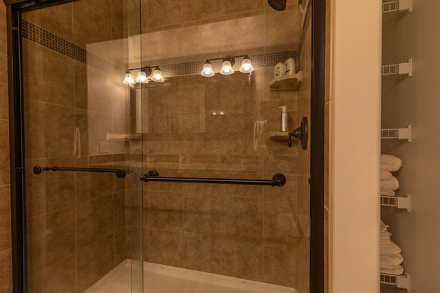 501 E PARKER Dr, Colbert, WA 99005