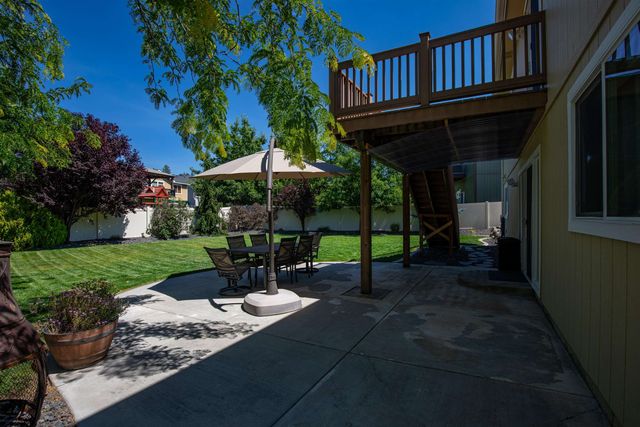 501 E PARKER Dr, Colbert, WA 99005