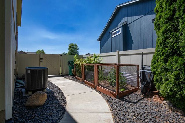 501 E PARKER Dr, Colbert, WA 99005