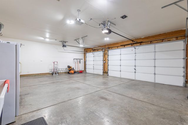 501 E PARKER Dr, Colbert, WA 99005