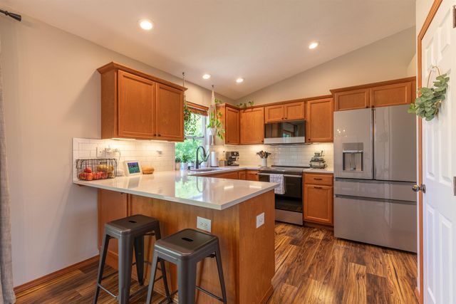 501 E PARKER Dr, Colbert, WA 99005