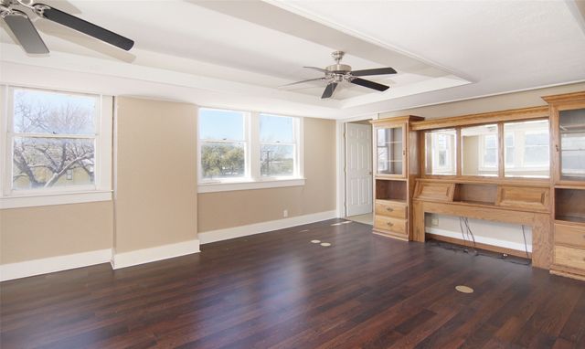 3108 Handley Drive, Fort Worth, TX 76112