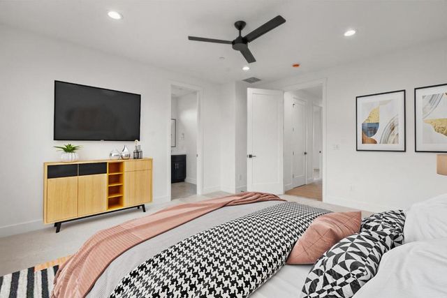 425 Maria Drive, Hollister, CA 95023