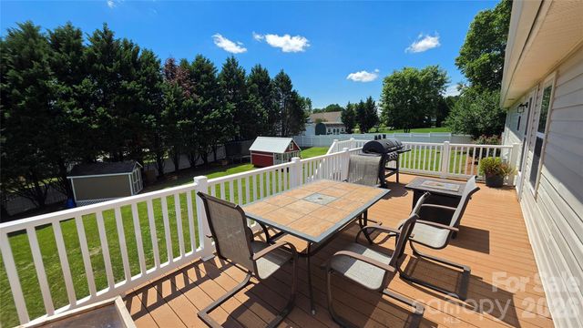 731 Jennings Road, Statesville, NC 28625