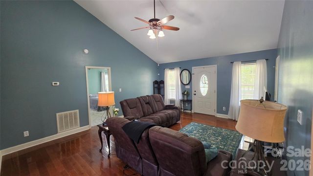 731 Jennings Road, Statesville, NC 28625