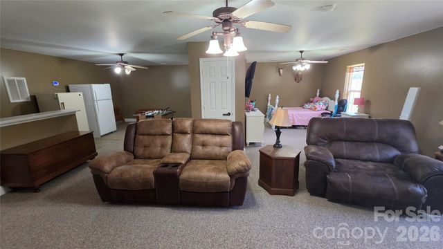 731 Jennings Road, Statesville, NC 28625